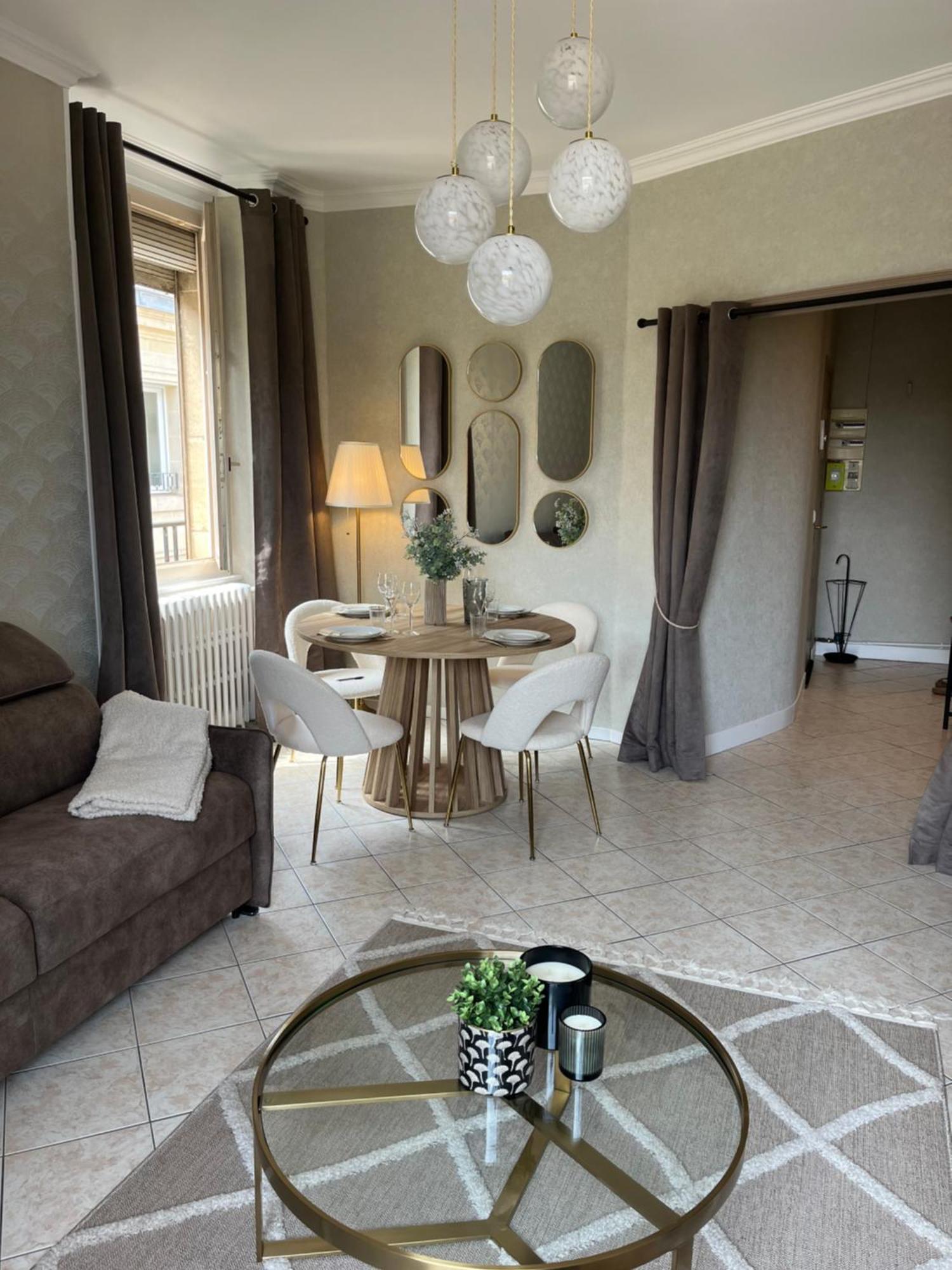 Royal Home, Hypercentre Reims Avec Vue Cathedrale Εξωτερικό φωτογραφία
